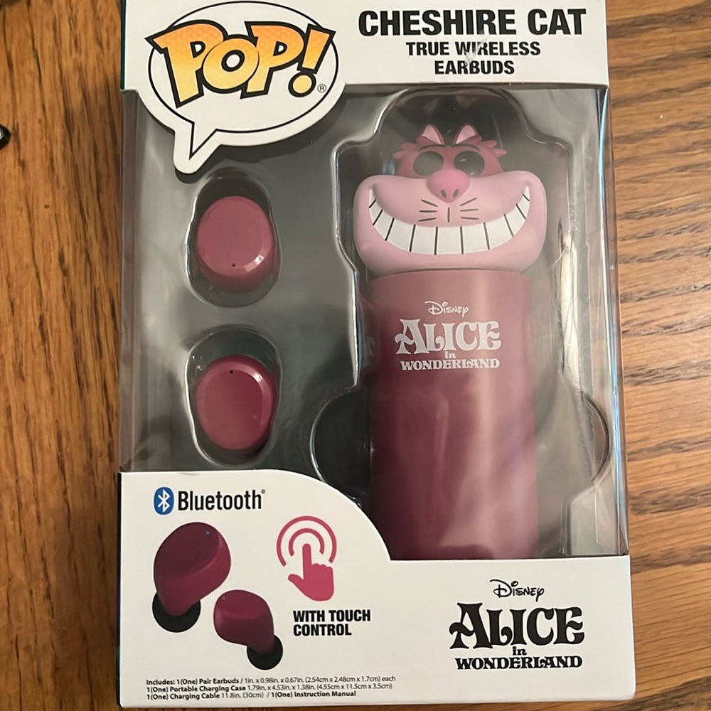 Funko Pop Cheshire cat wireless earbuds Alice in Wonderland